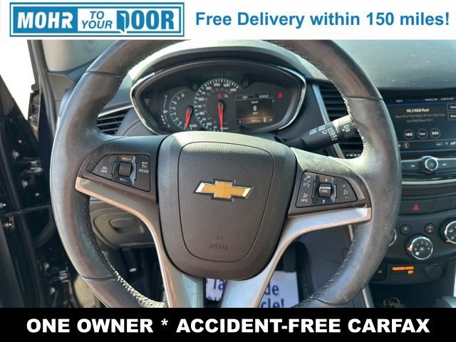Used 2022 Chevrolet Trax LT w/ LT Convenience Package image 15