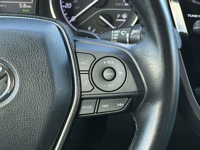 Used 2020 Toyota Camry SE image 10