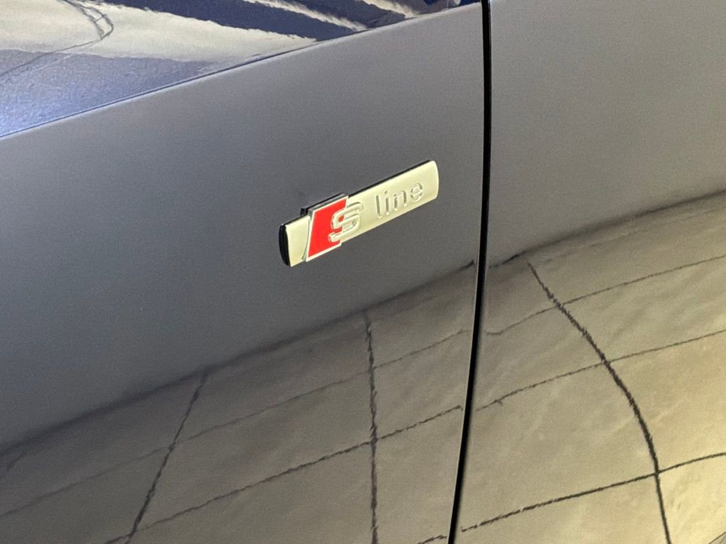 Certified 2025 Audi Q3 2.0T Premium w/ Convenience Package image 29