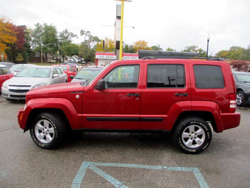 Used 2010 Jeep Liberty Sport w/ Popular Equipment Group image 4