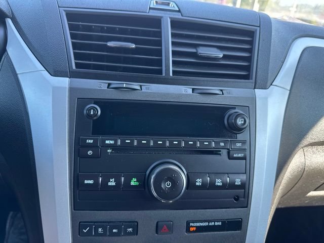 Used 2012 Chevrolet Traverse LT FWD image 16