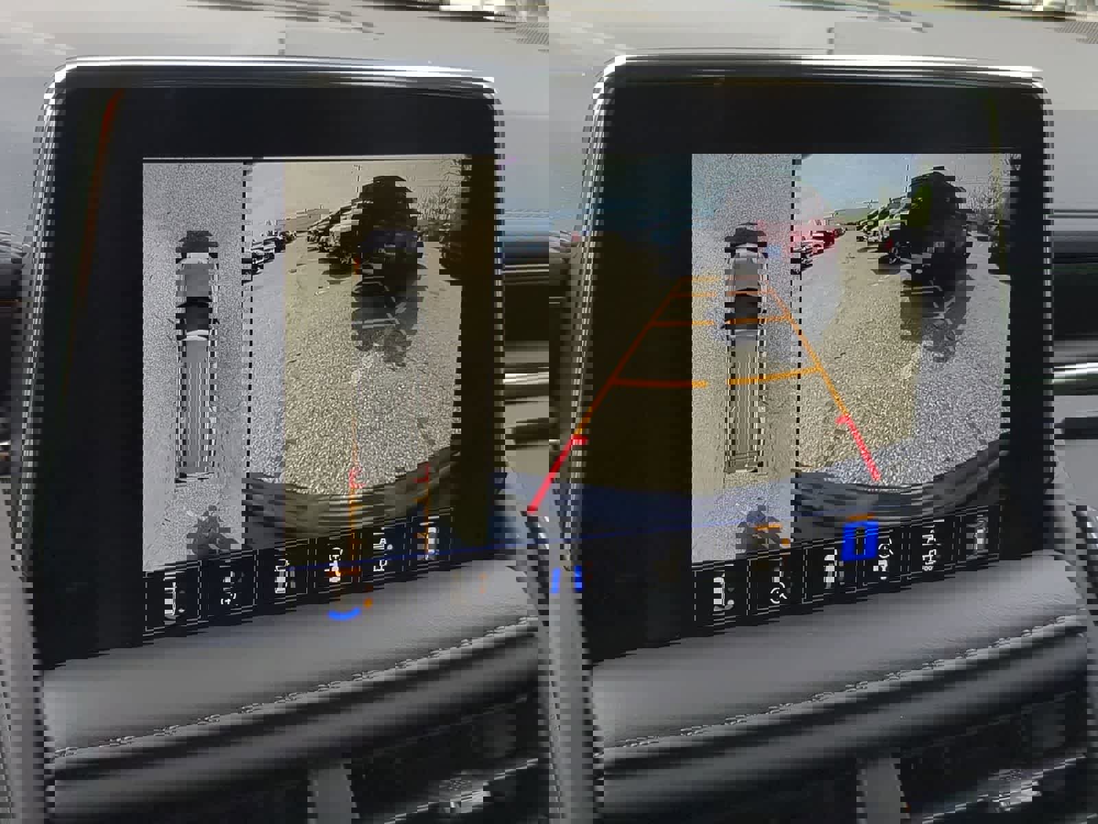 Used 2024 Chevrolet Suburban LT w/ LT Signature Package AWD/4WD image 27