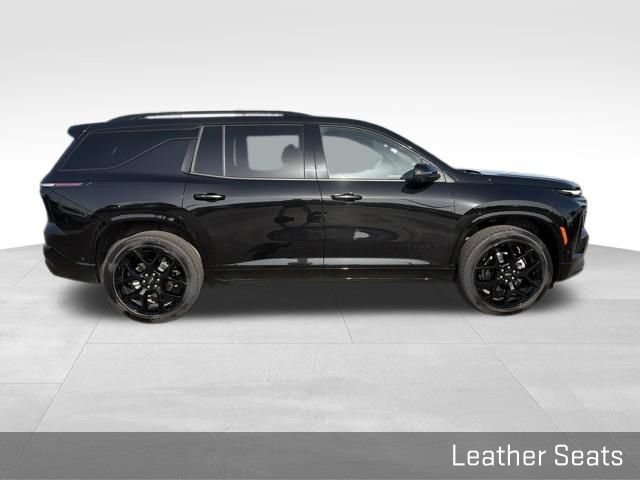Used 2026 Chevrolet Traverse RS AWD/4WD image 14