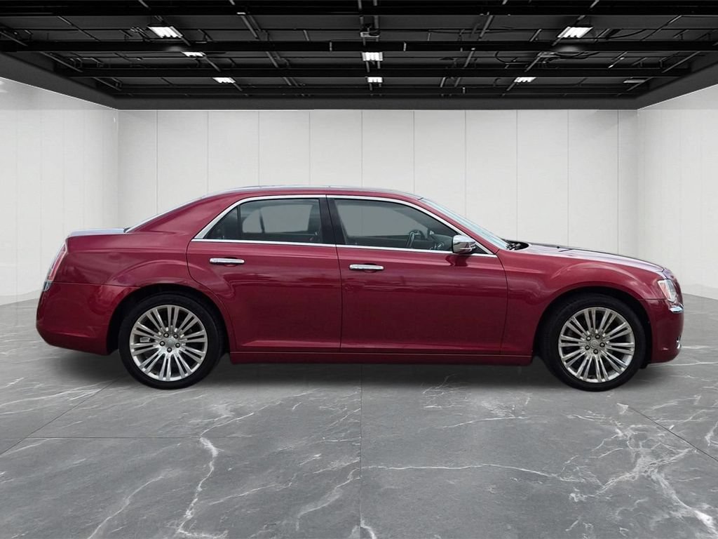 Used 2011 Chrysler 300 C w/ Sound Group RWD image 6