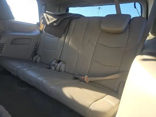 Used 2016 Cadillac Escalade Luxury image 16