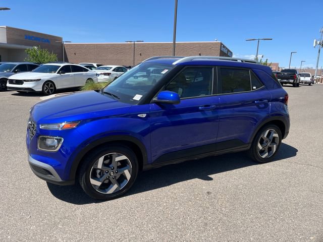 Used 2022 Hyundai Venue SEL image 7