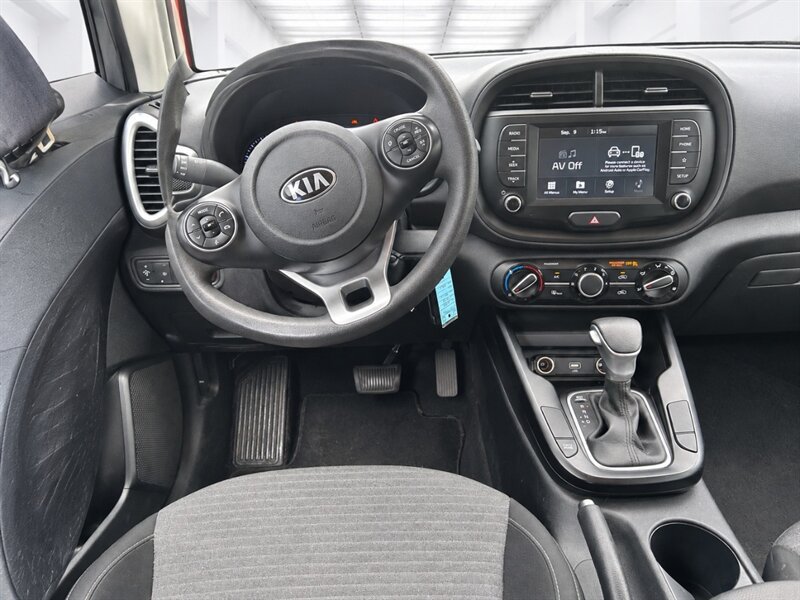 Used 2020 Kia Soul S FWD image 7