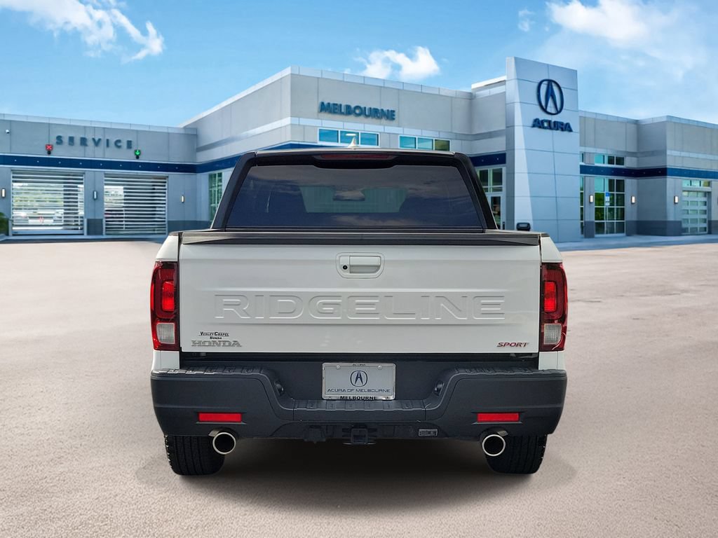 Used 2025 Honda Ridgeline Sport image 5