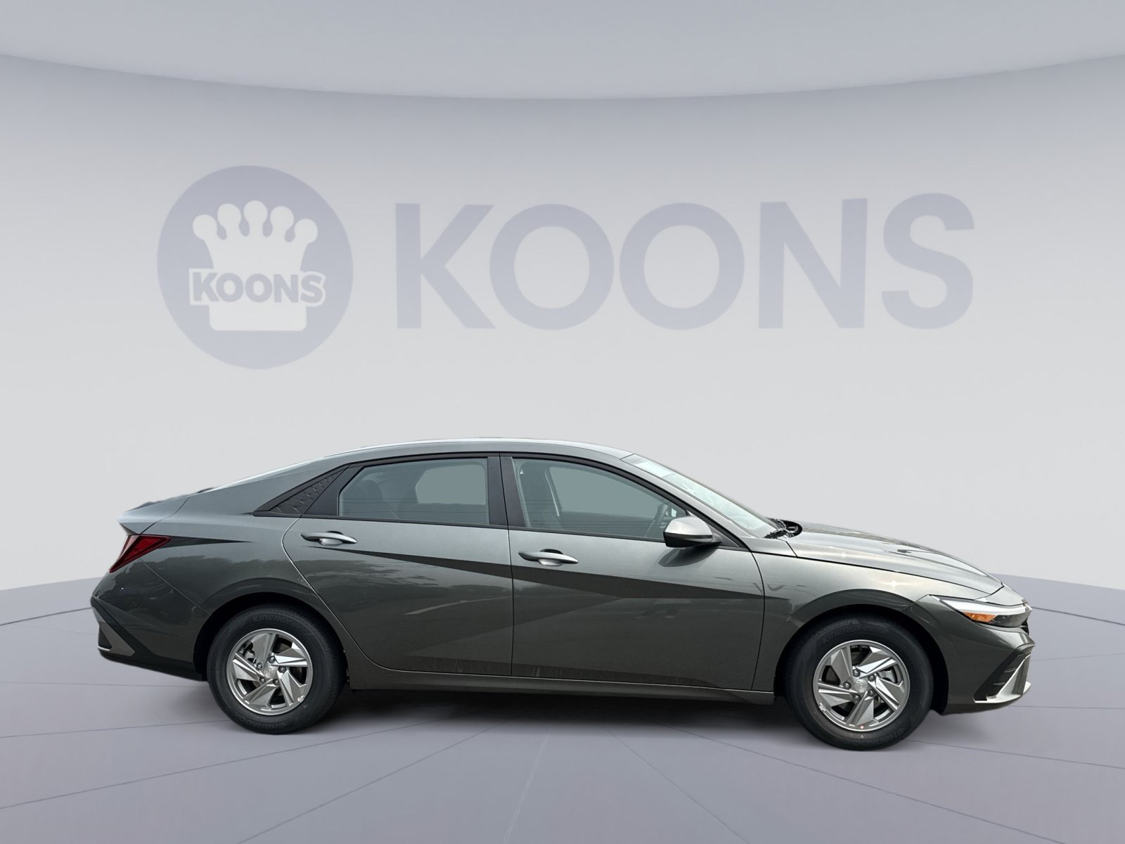 New 2026 Hyundai Elantra SE FWD image 8