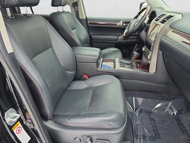 Used 2017 Lexus GX 460 Premium image 10
