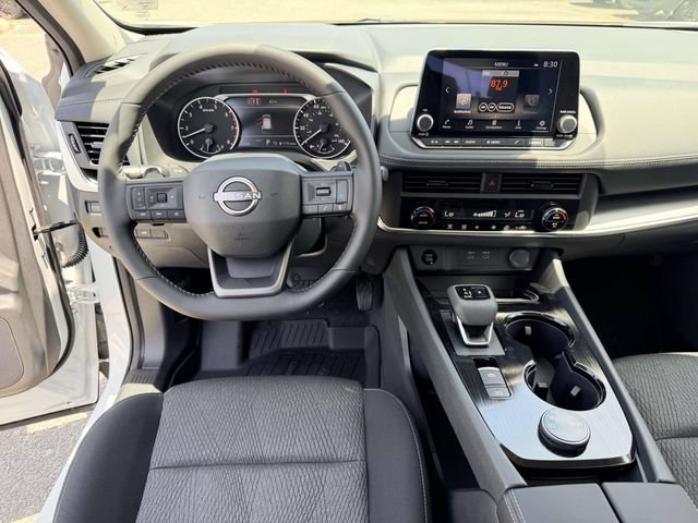 New 2026 Nissan Rogue SV AWD/4WD image 17