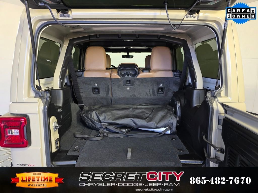 Used 2022 Jeep Wrangler Unlimited Sahara w/ LED Lighting Group image 29