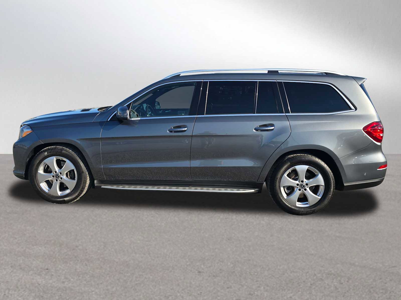 Used 2019 Mercedes-Benz GLS 450 4MATIC image 6