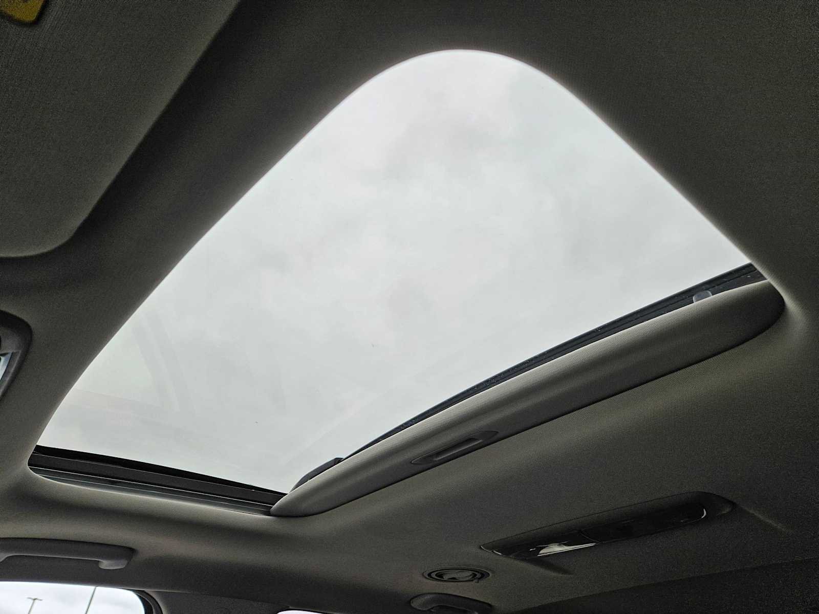 Certified 2025 Kia Telluride S image 17