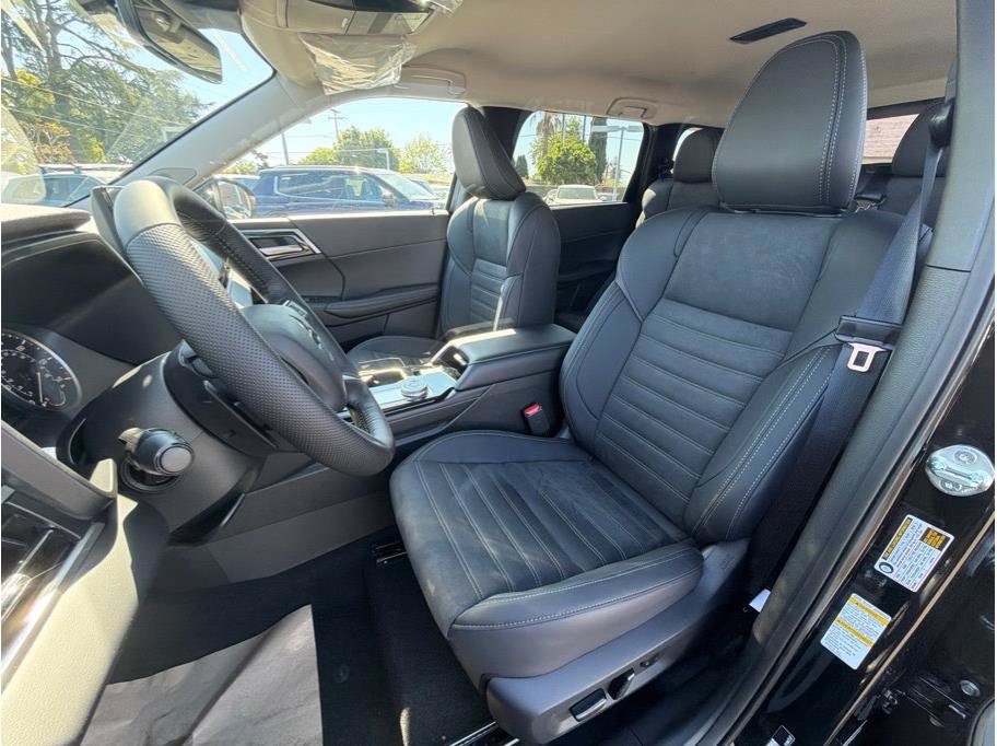 New 2026 Mitsubishi Outlander SE FWD image 20