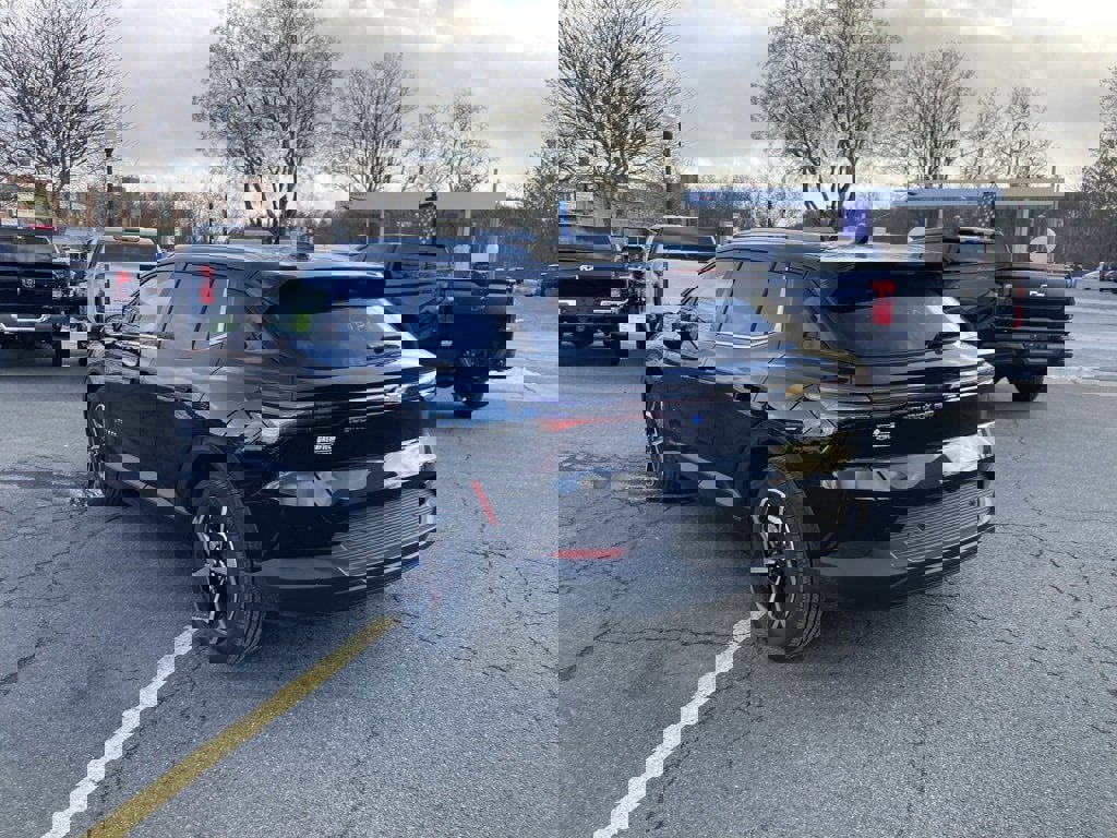 New 2026 Chevrolet Equinox EV LT image 5