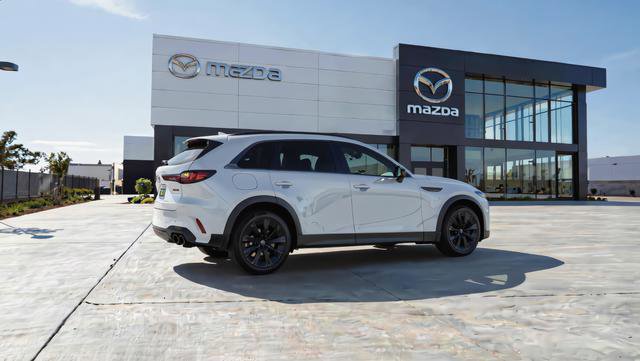 New 2026 MAZDA CX-90 Plug-In Hybrid w/Premium Sport image 4