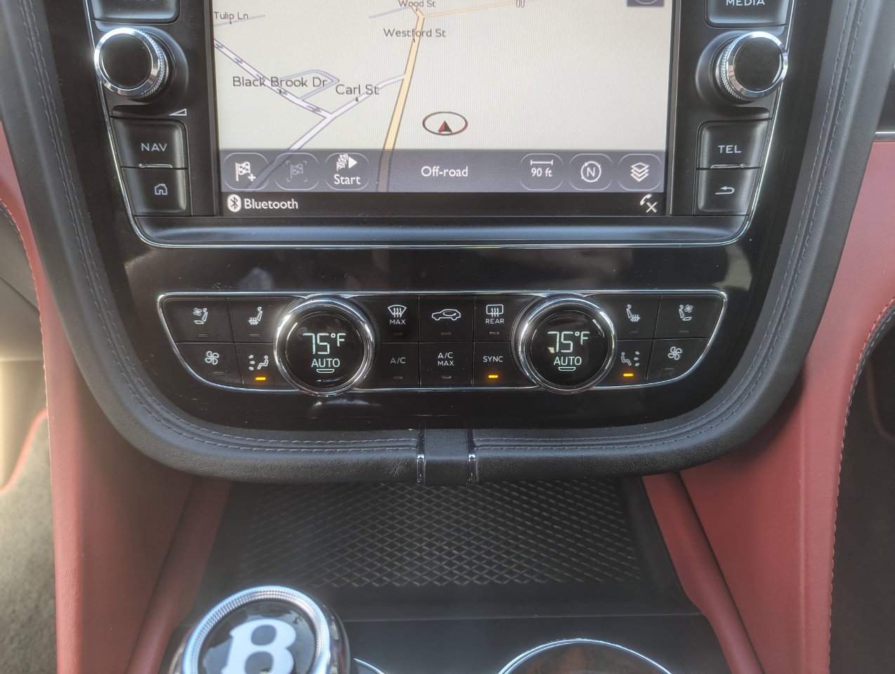 Used 2018 Bentley Bentayga Mulliner image 26