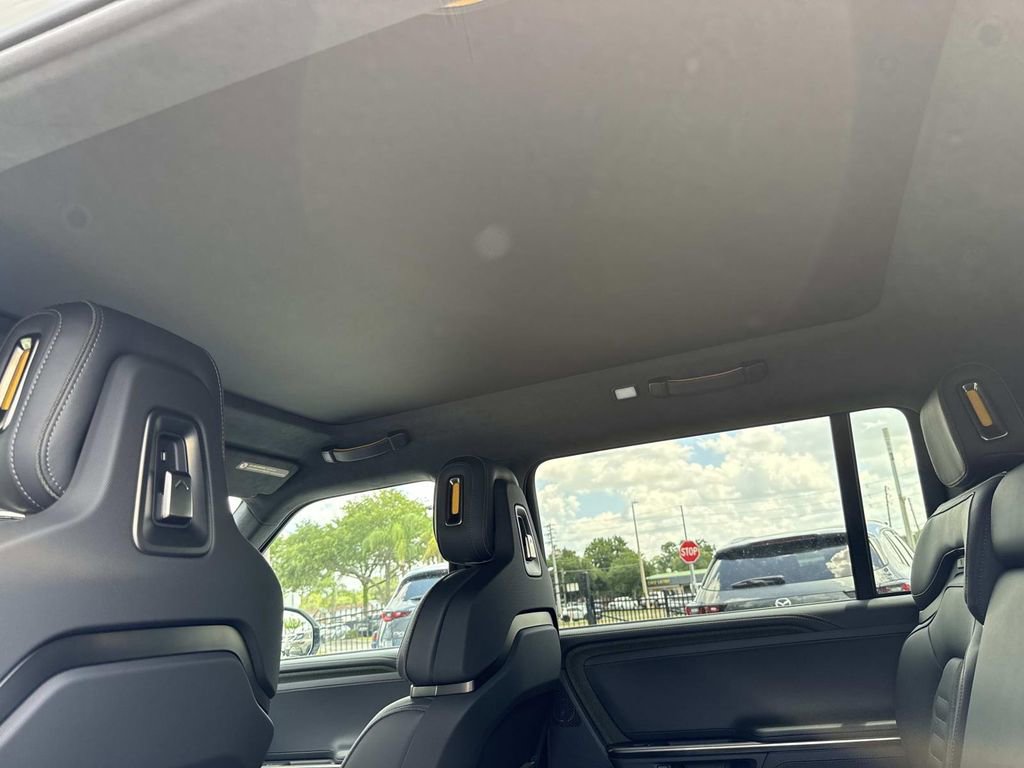 Used 2025 Rivian R1S Adventure AWD/4WD image 21
