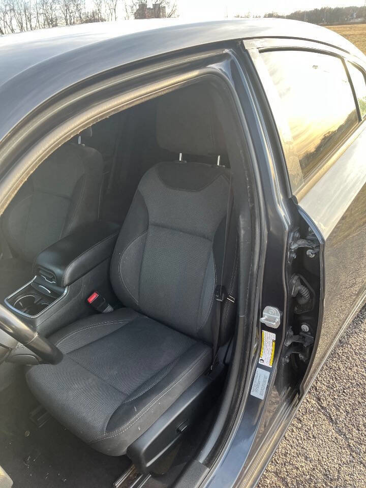 Used 2016 Dodge Charger SE w/ Popular Equipment Group image 11