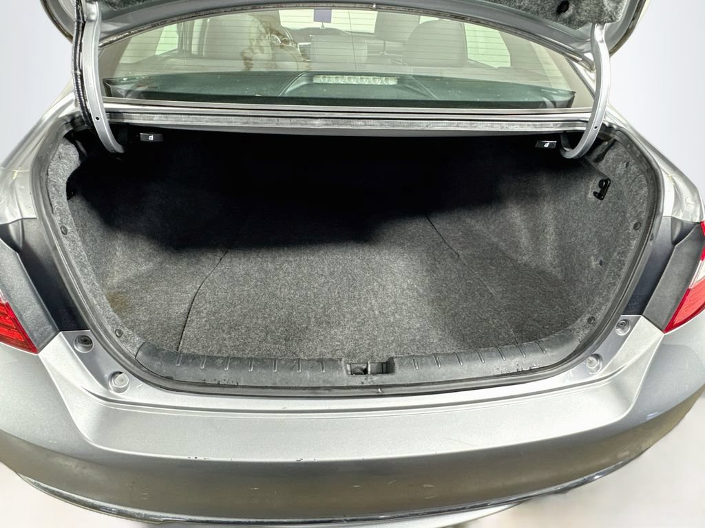 Used 2016 Honda Accord EX-L image 32