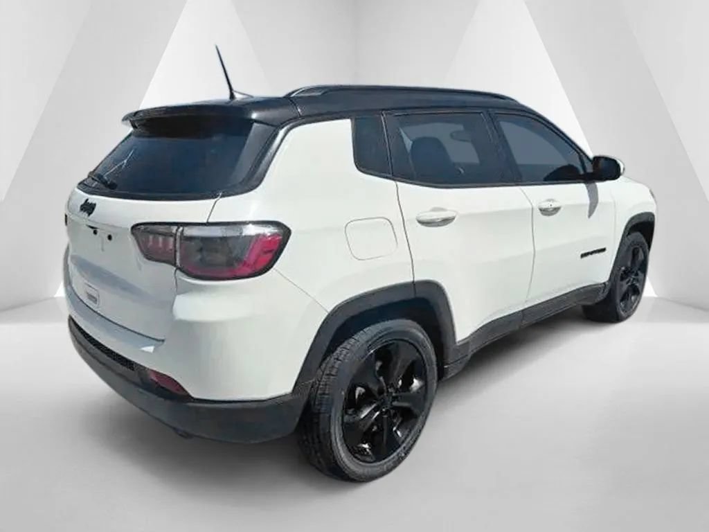 Used 2021 Jeep Compass Latitude FWD image 7