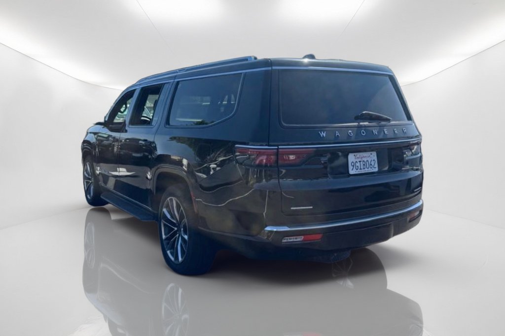 Used 2023 Jeep Wagoneer L Series II w/ Premium Group I AWD/4WD image 9