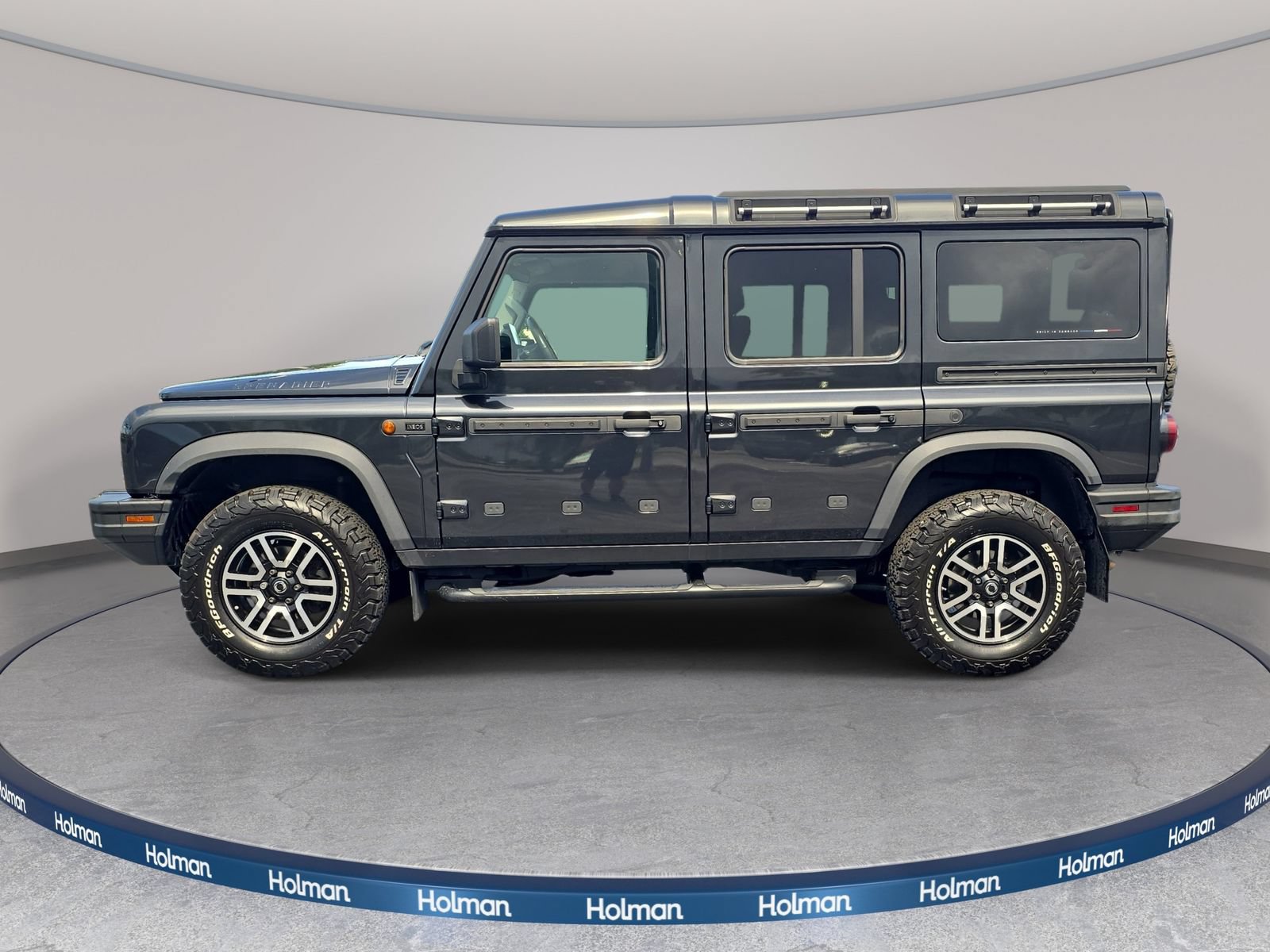 Used 2024 INEOS Grenadier Station Wagon AWD/4WD image 9