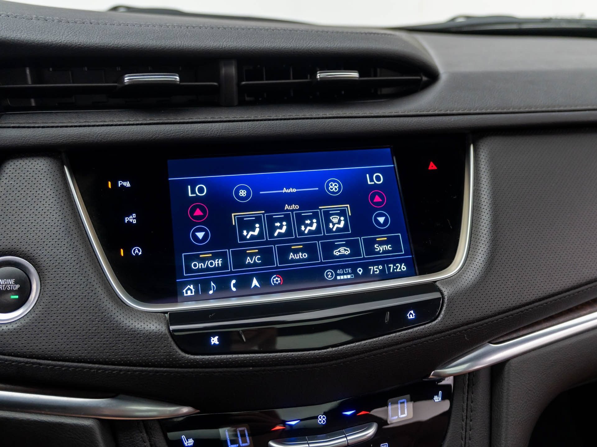 Certified 2024 Cadillac XT5 Premium Luxury w/ Technology Package AWD/4WD image 26