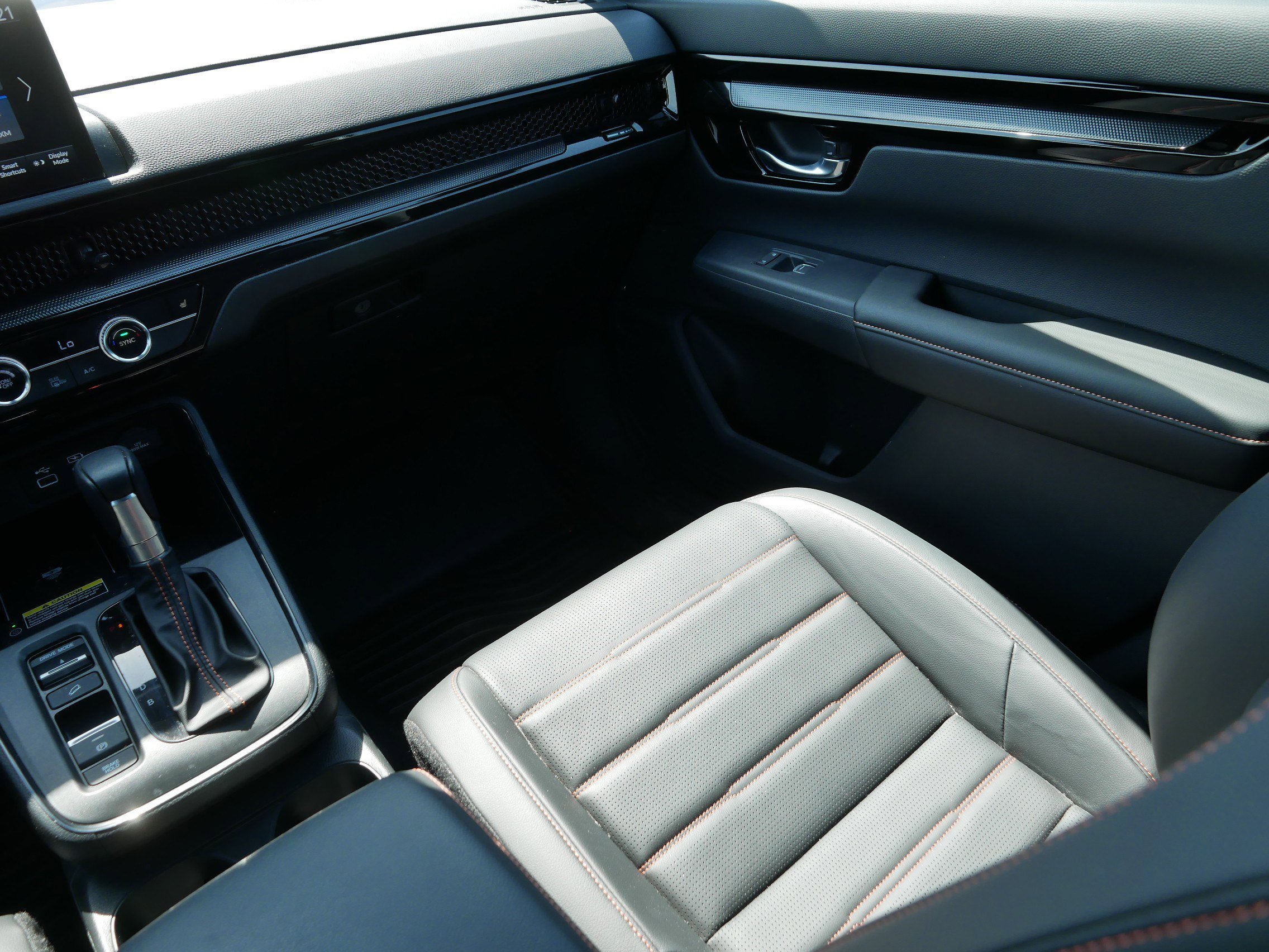 Used 2025 Honda CR-V Sport Touring image 11