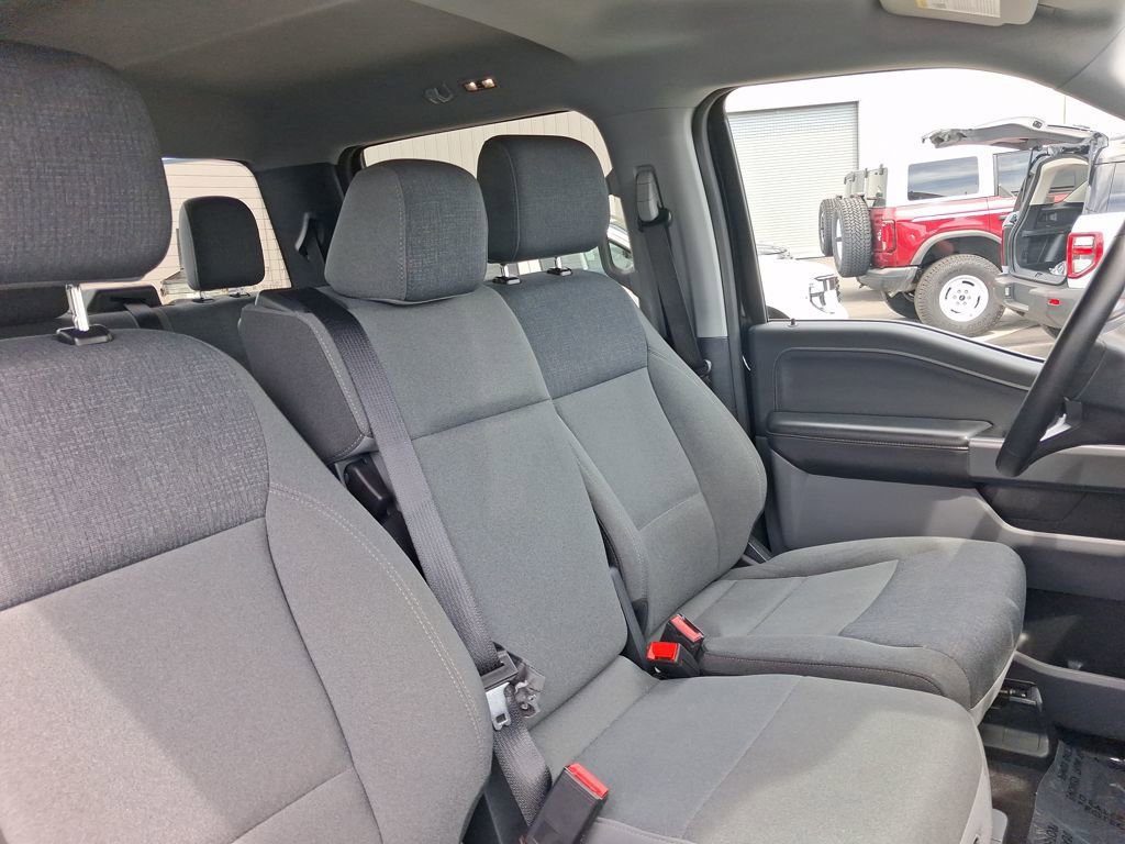 Used 2025 Ford F150 XLT w/ Equipment Group 301A Standard image 32
