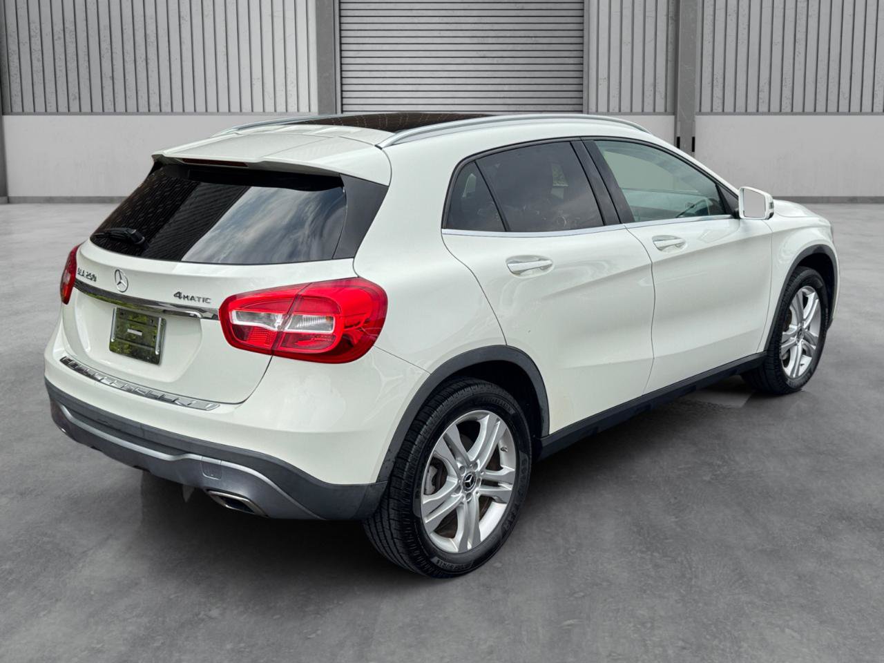 Used 2018 Mercedes-Benz GLA 250 4MATIC image 33