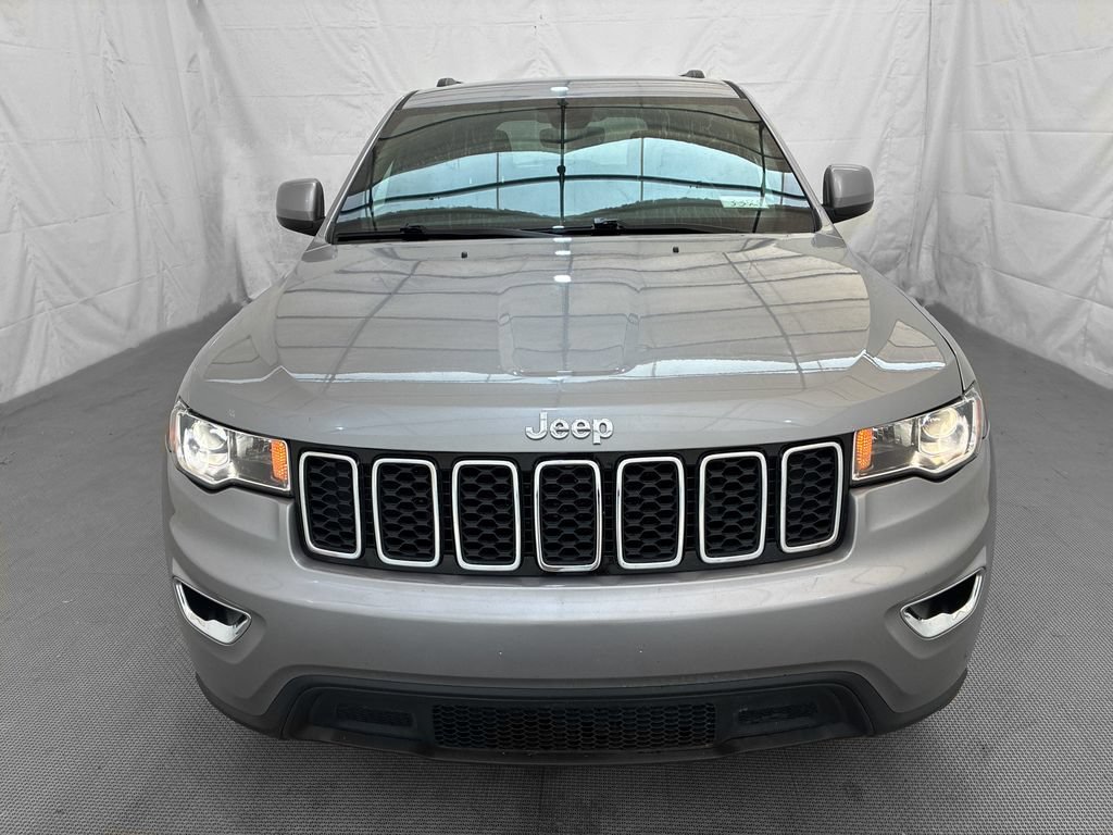 Used 2017 Jeep Grand Cherokee Laredo w/ Quick Order Package 23E AWD/4WD image 2