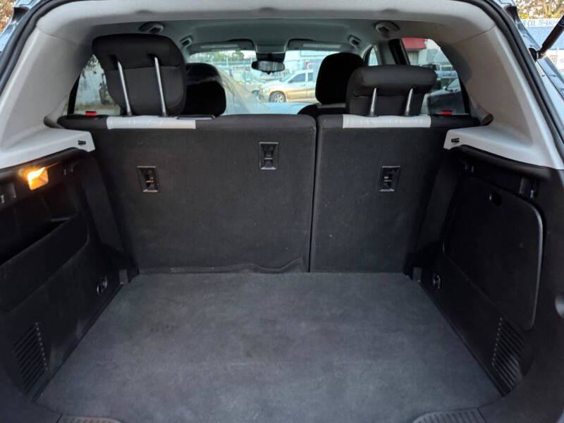 Used 2019 Chevrolet Trax LT image 14