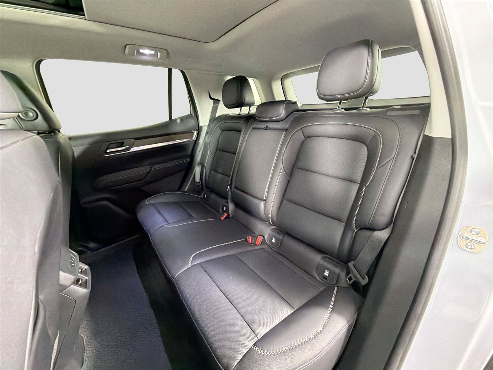 Used 2026 GMC Terrain Denali AWD/4WD image 23