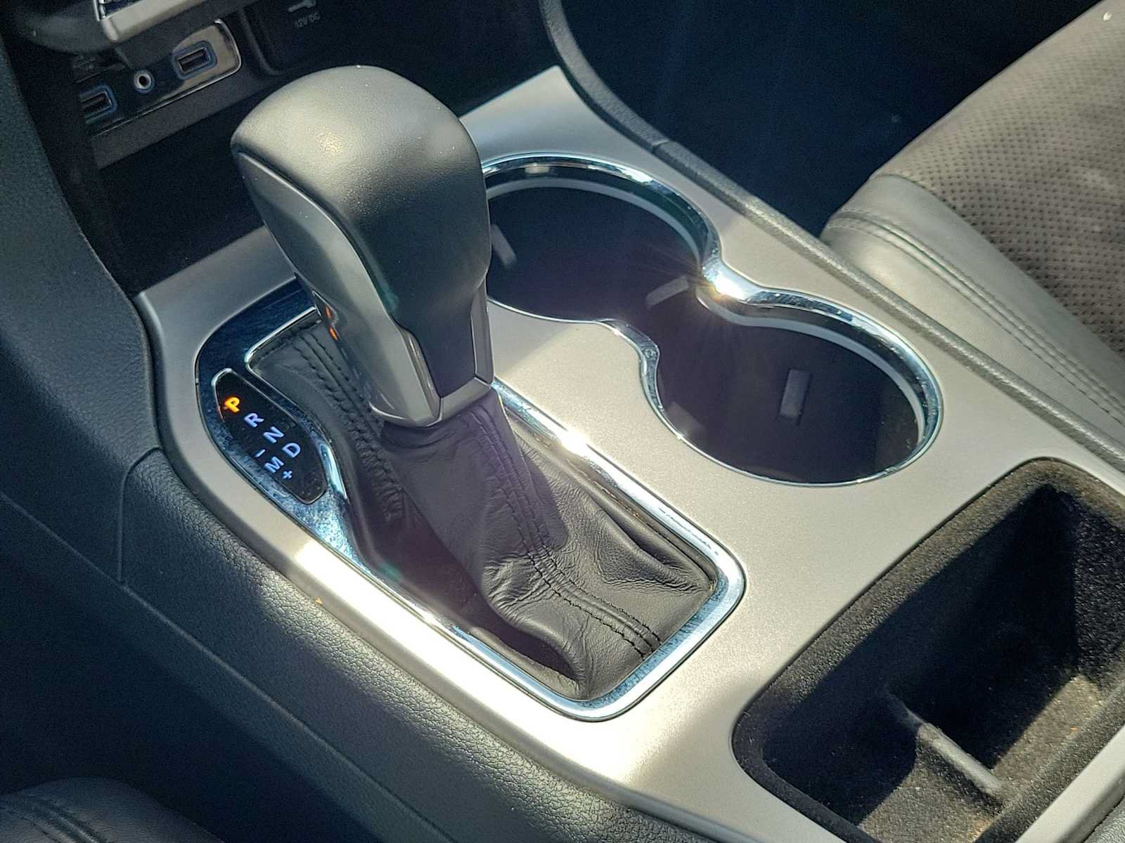 Used 2020 Jeep Grand Cherokee Altitude RWD image 29