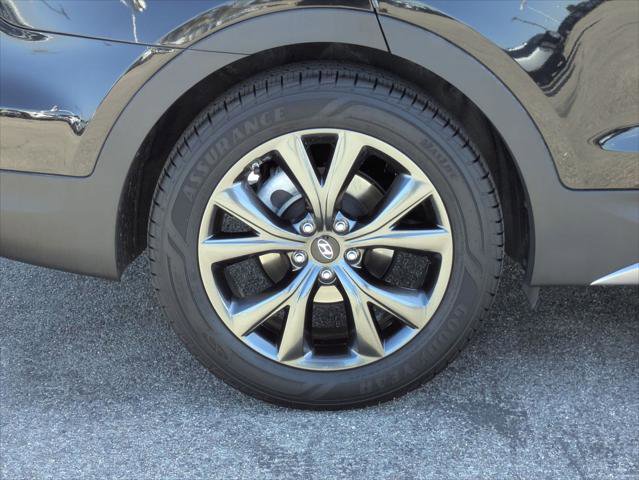 Used 2017 Hyundai Santa Fe Sport w/ Cargo Package image 9