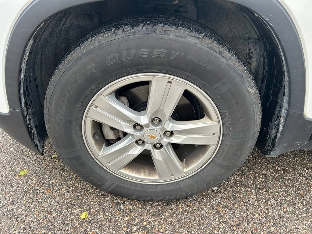 Used 2020 Chevrolet Trax LS w/ Tint and Cruise Package FWD image 5