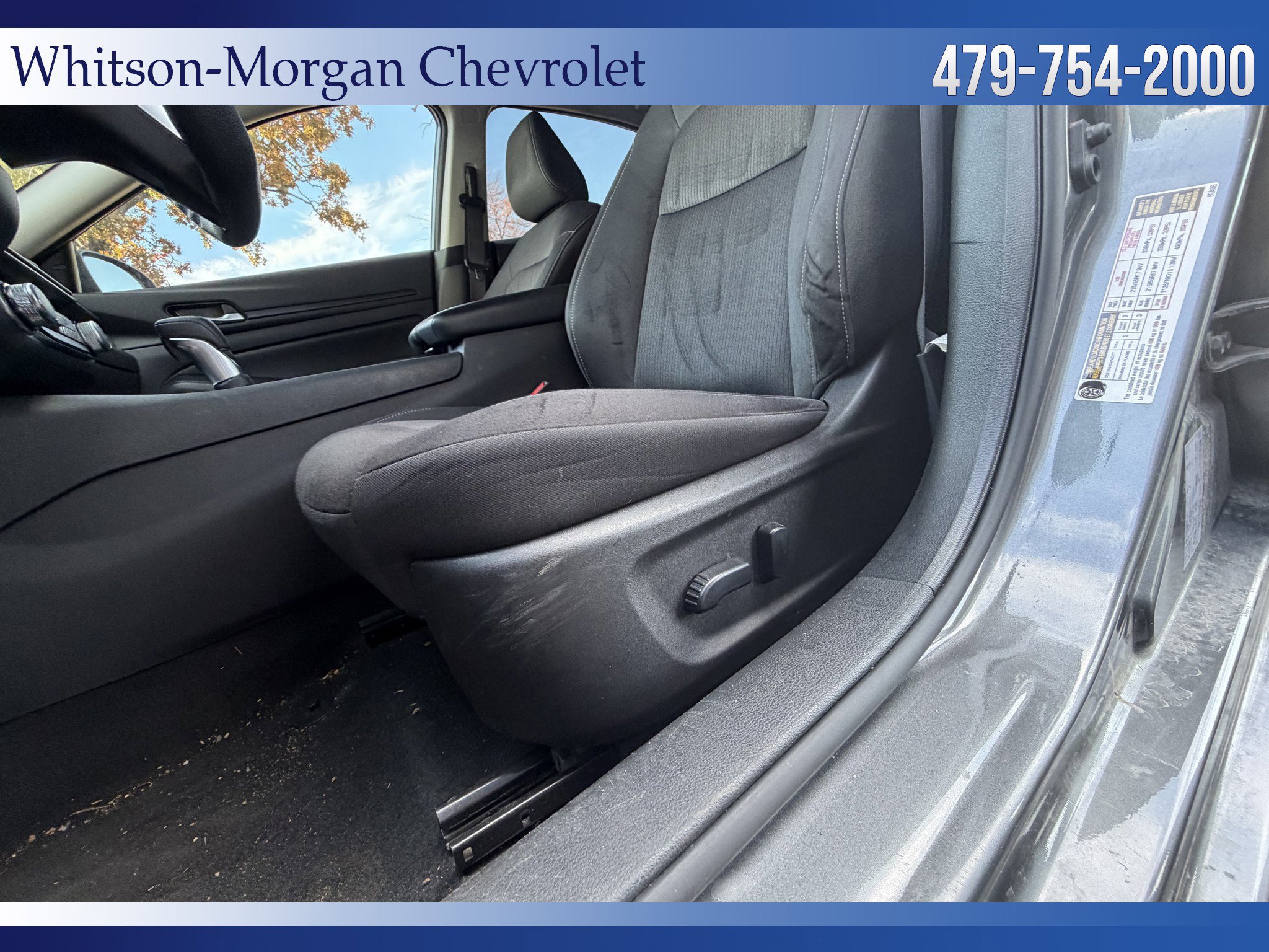 Used 2024 Nissan Altima 2.5 SV image 16