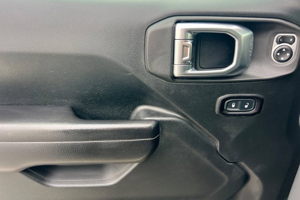 Used 2018 Jeep Wrangler Unlimited Sport S image 10