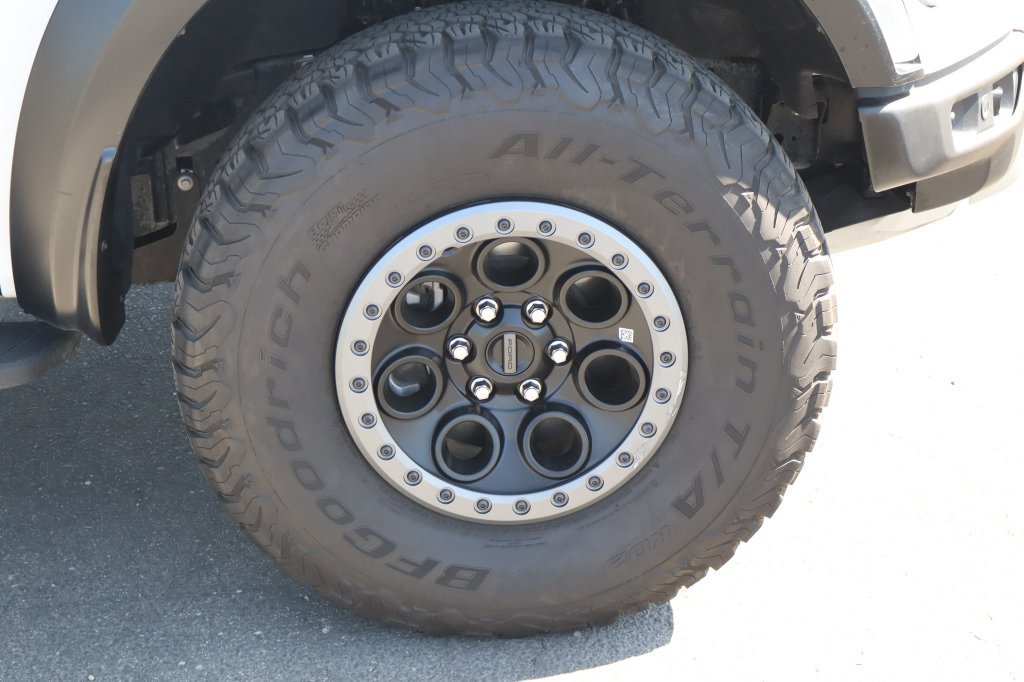 Used 2025 Ford F150 Raptor AWD/4WD image 9