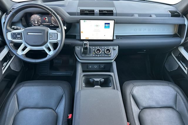 Certified 2023 Land Rover Defender 130 X-Dynamic SE image 12