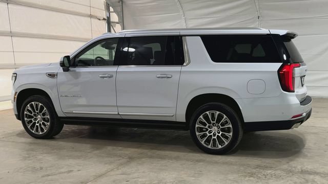 New 2026 GMC Yukon XL Denali w/ Denali Reserve Package RWD image 6