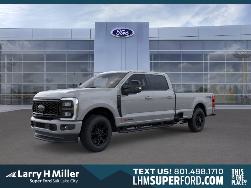 New 2026 Ford F350 Lariat w/ Black Appearance Package
