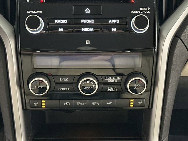 Used 2019 Subaru Ascent Limited AWD/4WD image 14