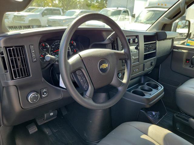 New 2025 Chevrolet Express 3500 w/ Power Convenience Package RWD image 15