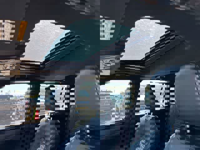 Used 2021 Toyota Highlander XSE image 6