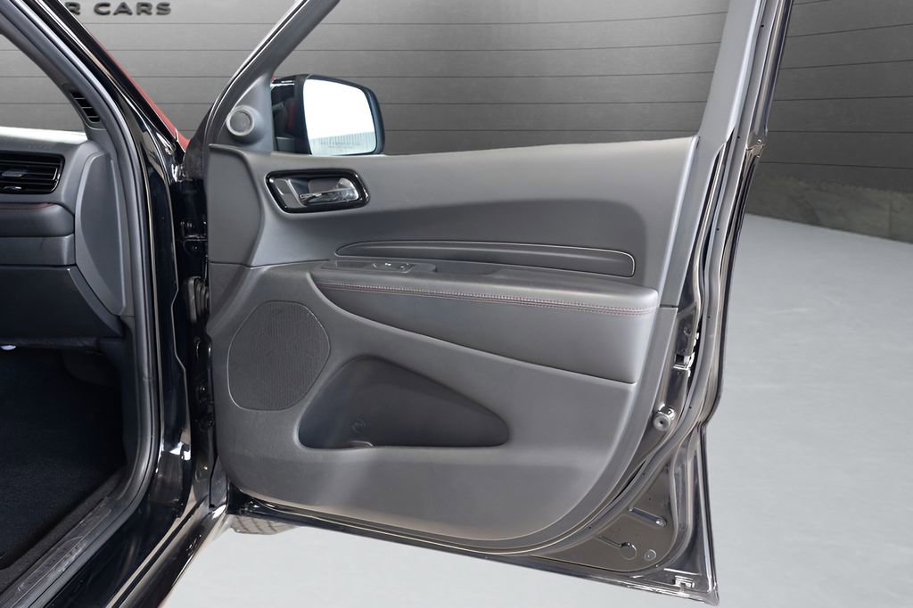 Used 2022 Dodge Durango R/T w/ Blacktop Package AWD/4WD image 89