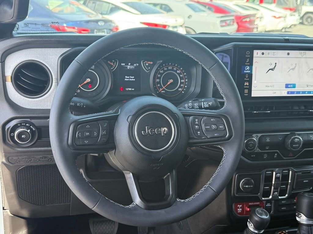 Used 2025 Jeep Wrangler Willys image 36