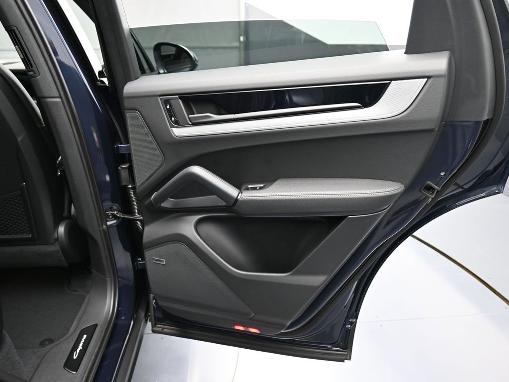 New 2026 Porsche Cayenne S image 26